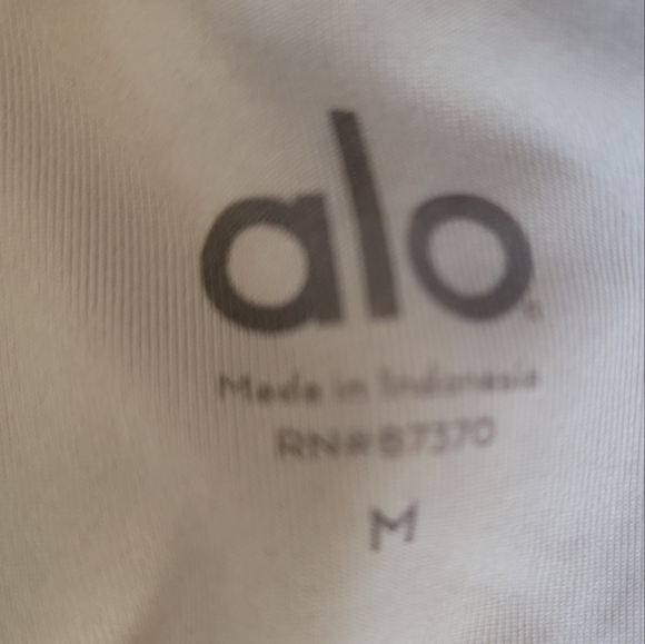 ALO Yoga White Sports Bra - Picture 4 of 4